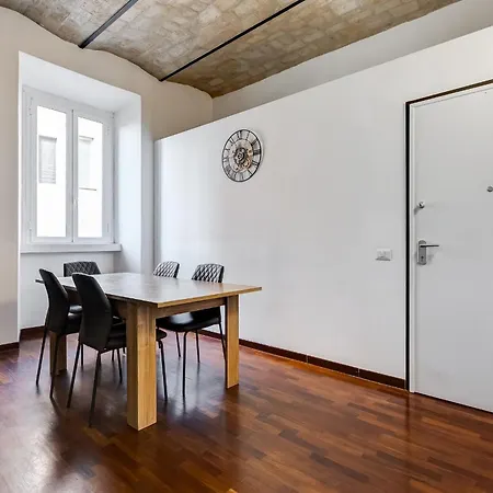 בית נופש Starhome Colosseo *